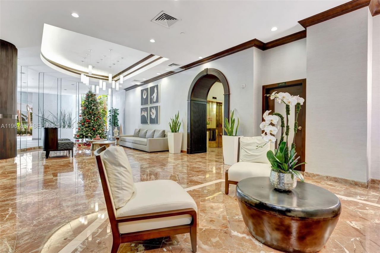 3610 Yacht Club Dr , Unit 701, Aventura, FL 33180 Photo