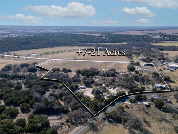 16588 N US Highway 281, Lampasas, TX 76550
