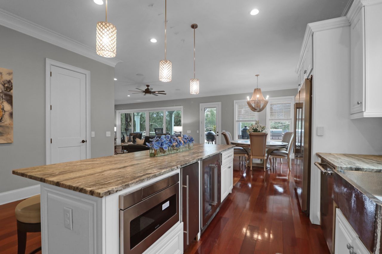 4779 Holbird Drive Photo 17