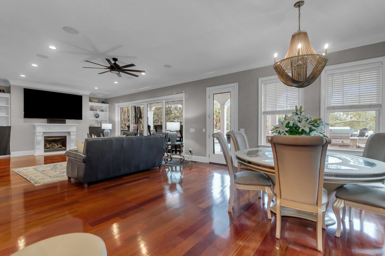 4779 Holbird Drive Photo 22