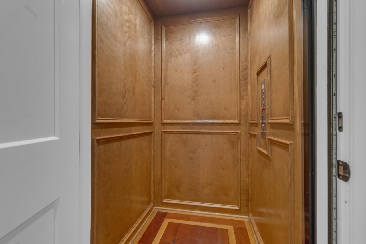 4779 Holbird Drive Photo 27