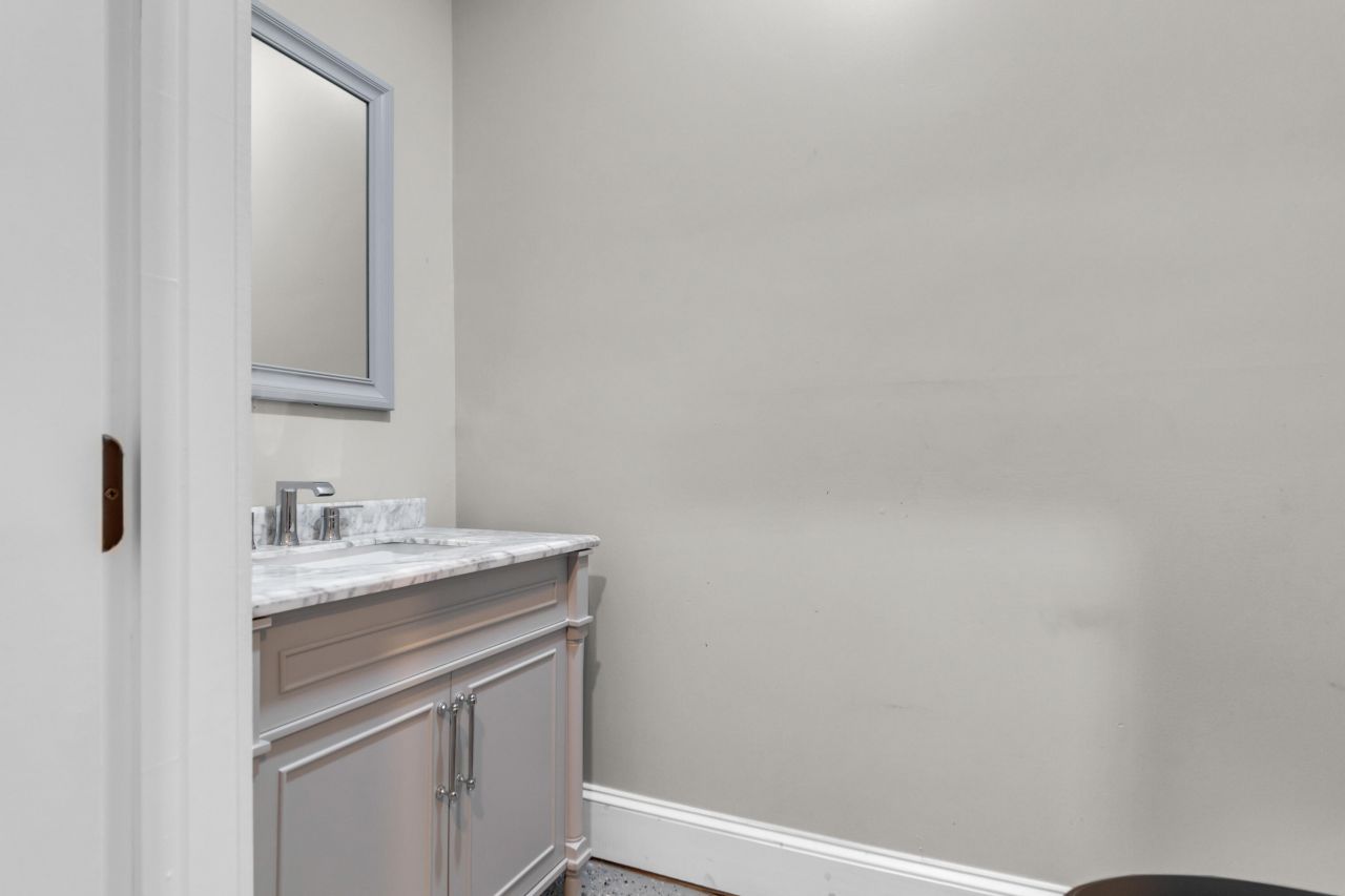 4779 Holbird Drive Photo 47