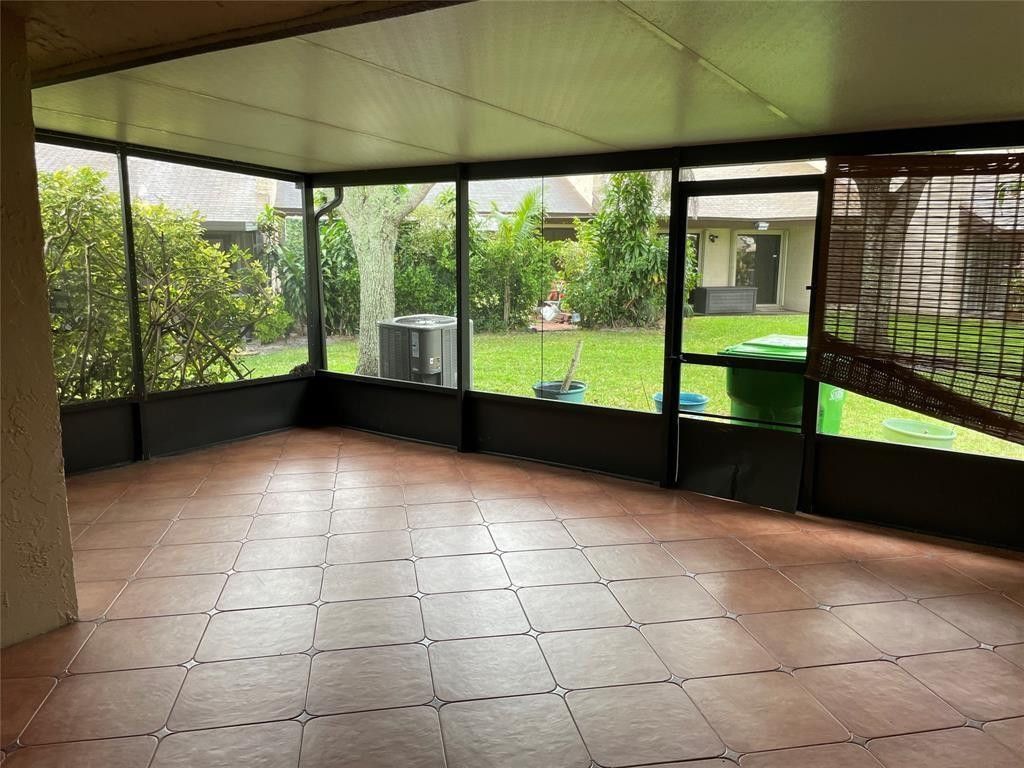 8336 NW 37th Place, Sunrise, FL 33351 Photo