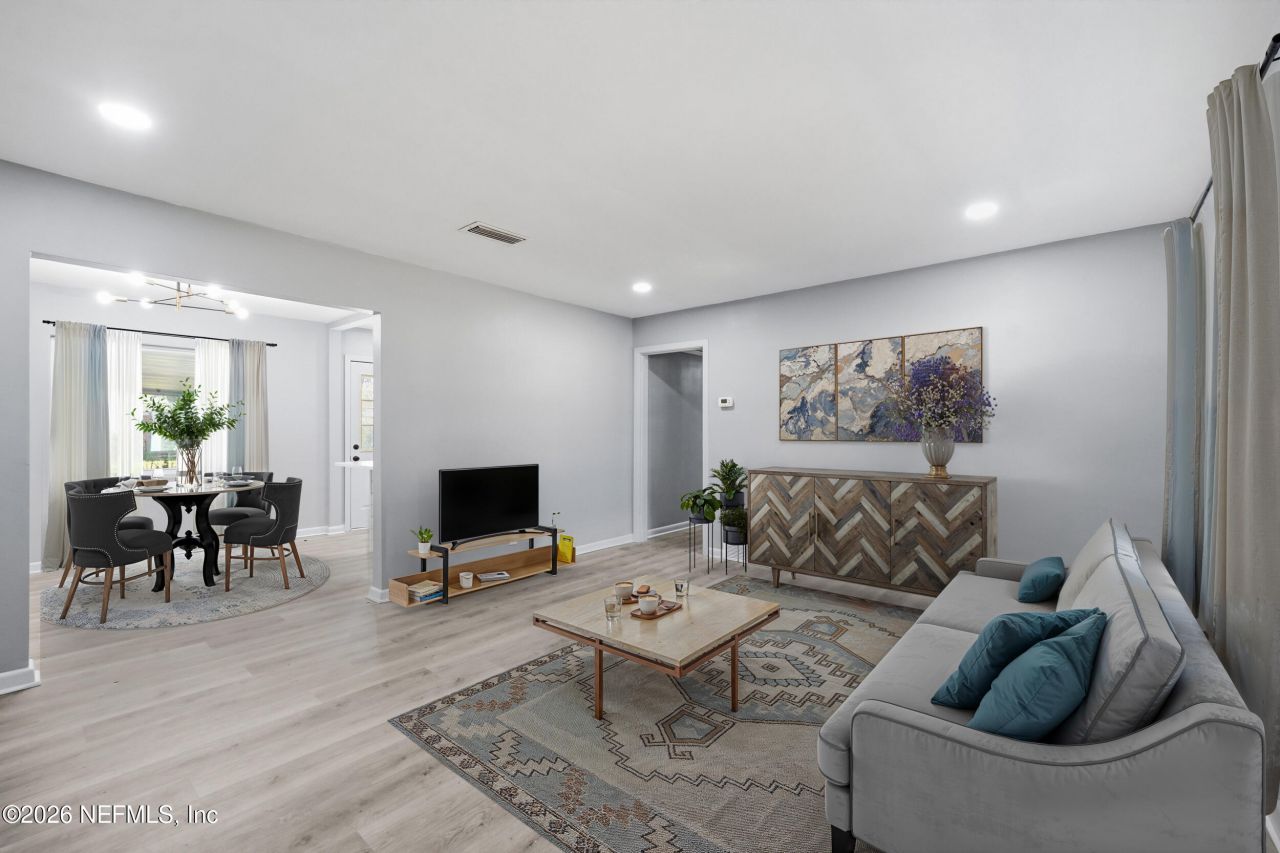 6124 Woodside Drive, Jacksonville, FL 32210 Photo