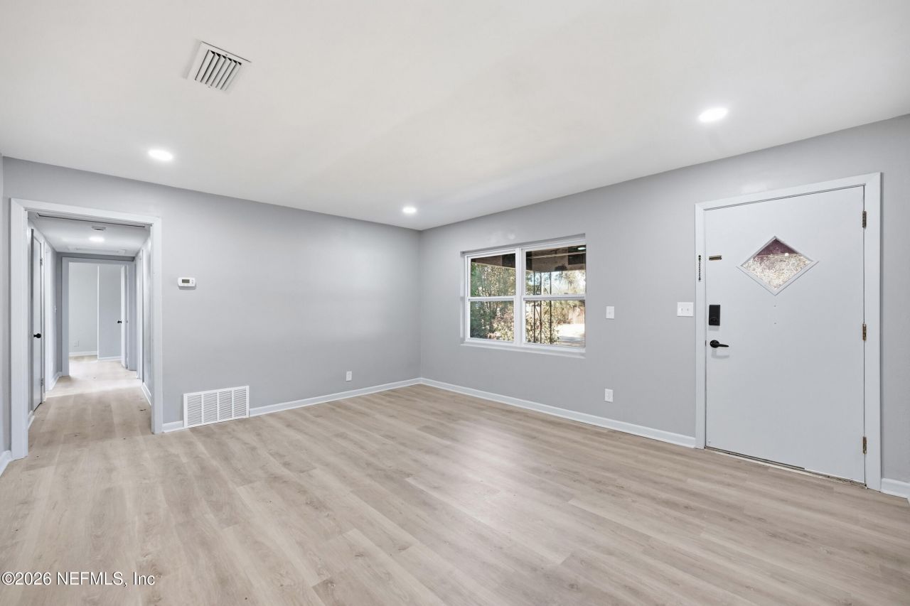6124 Woodside Drive, Jacksonville, FL 32210 Photo