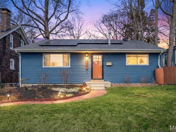 319 Baker Avenue, Webster Groves, MO 63119