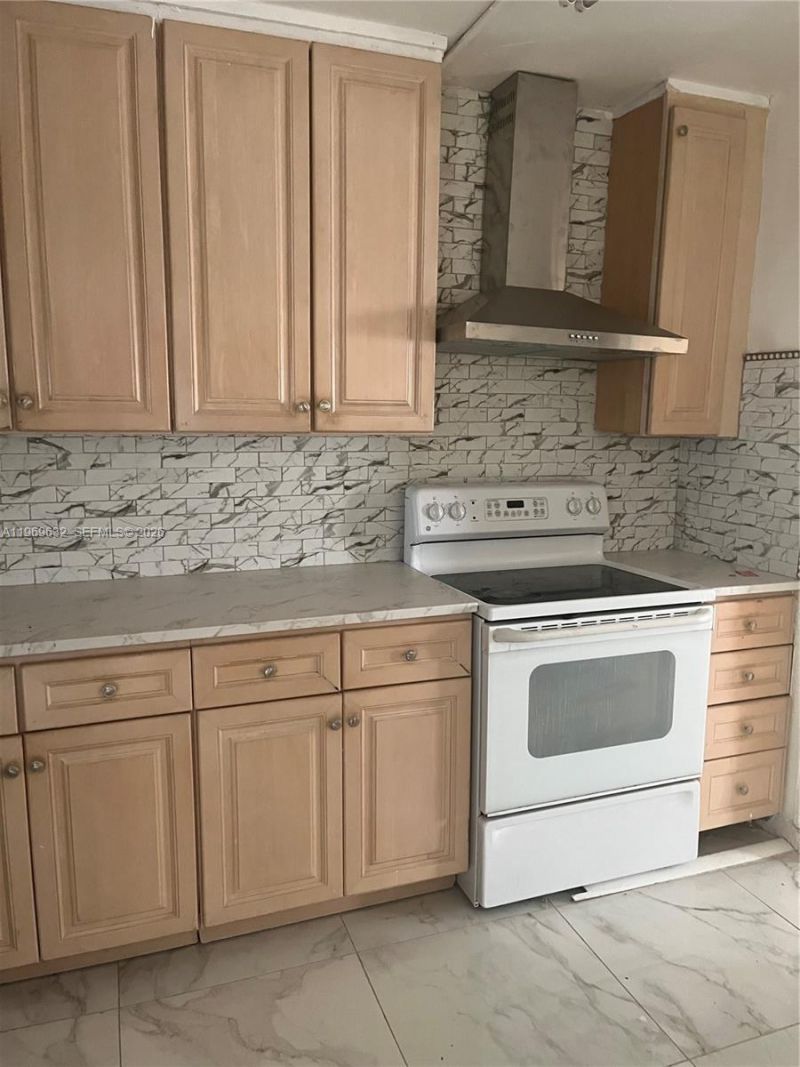 6548 Racquet Club Dr, Unit 89, Lauderhill, FL 33319 Photo