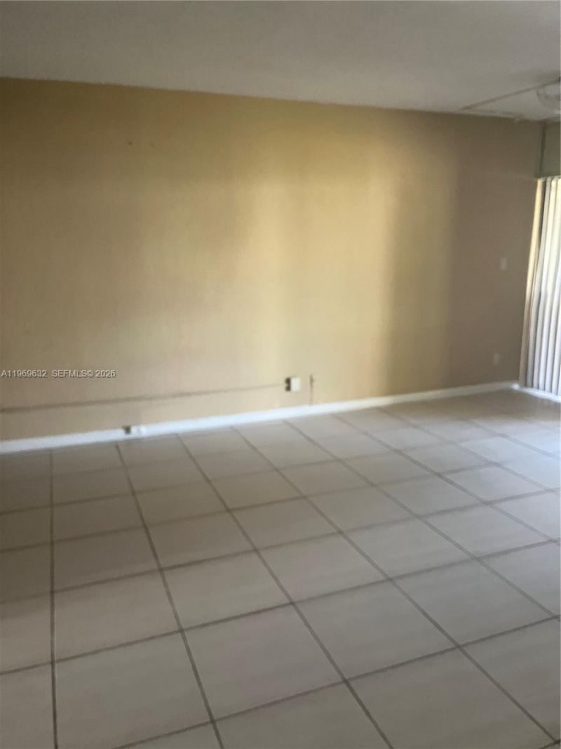 6548 Racquet Club Dr, Unit 89, Lauderhill, FL 33319 Photo