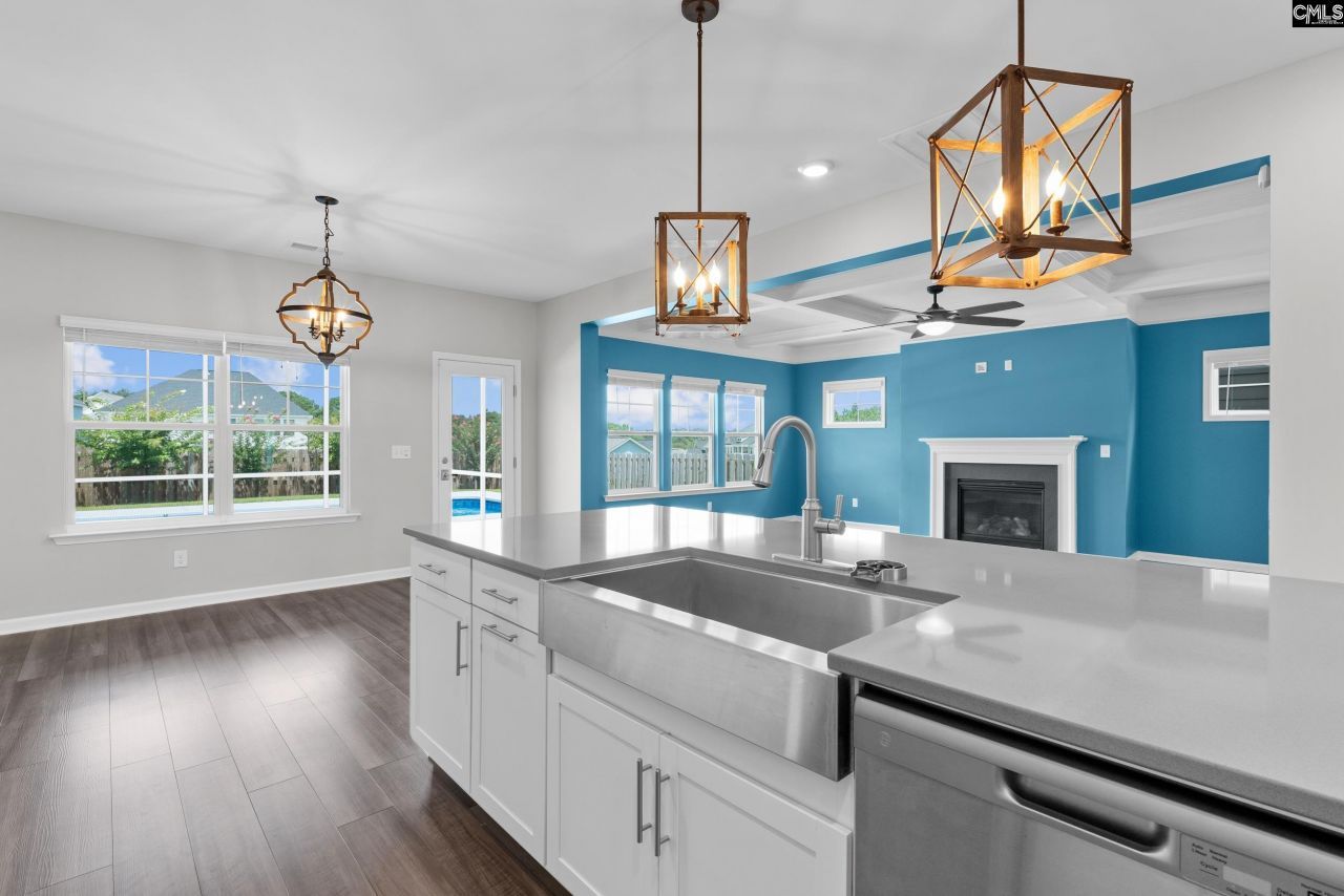 4040 Summerland Way  Photo 9