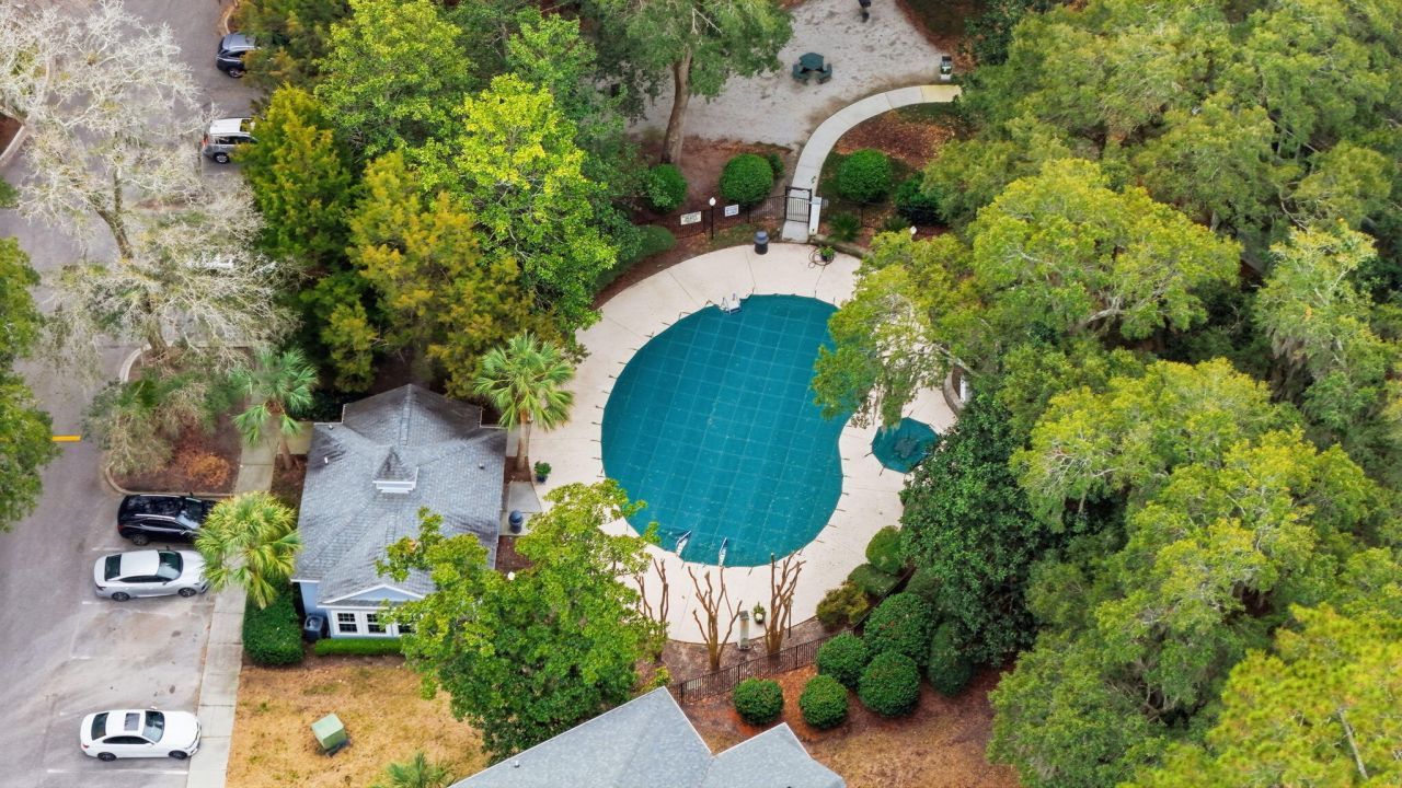 60 Fenwick Hall Allee Photo 21