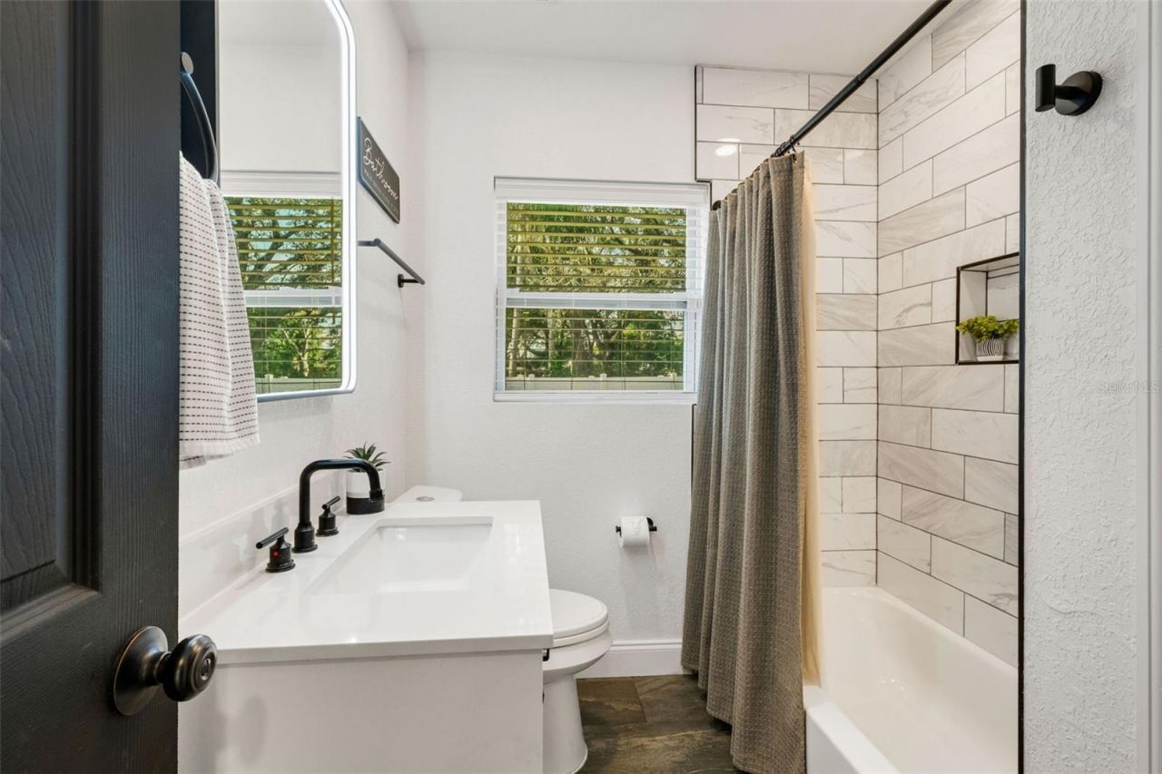 10016 Ridge Rd, Seminole, FL 33772 Photo