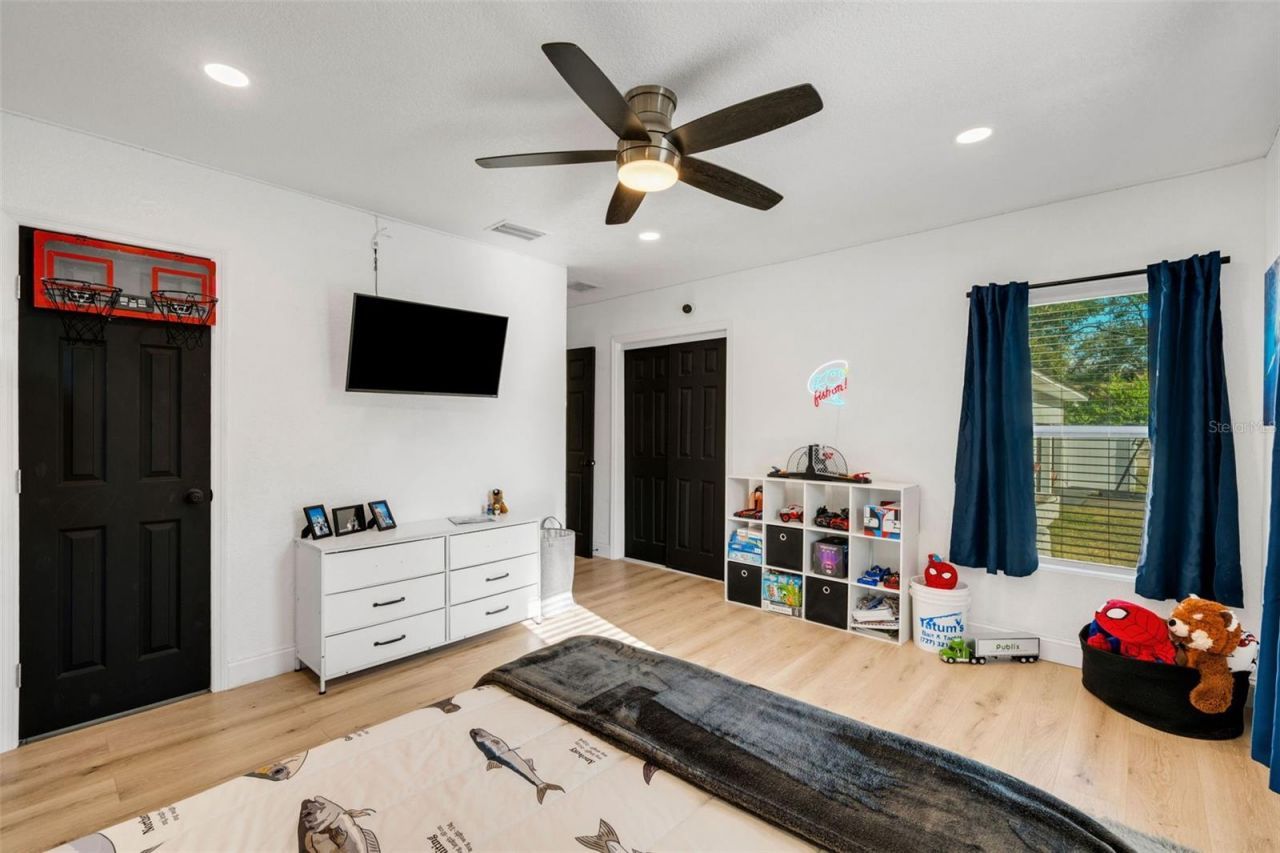 10016 Ridge Rd, Seminole, FL 33772 Photo