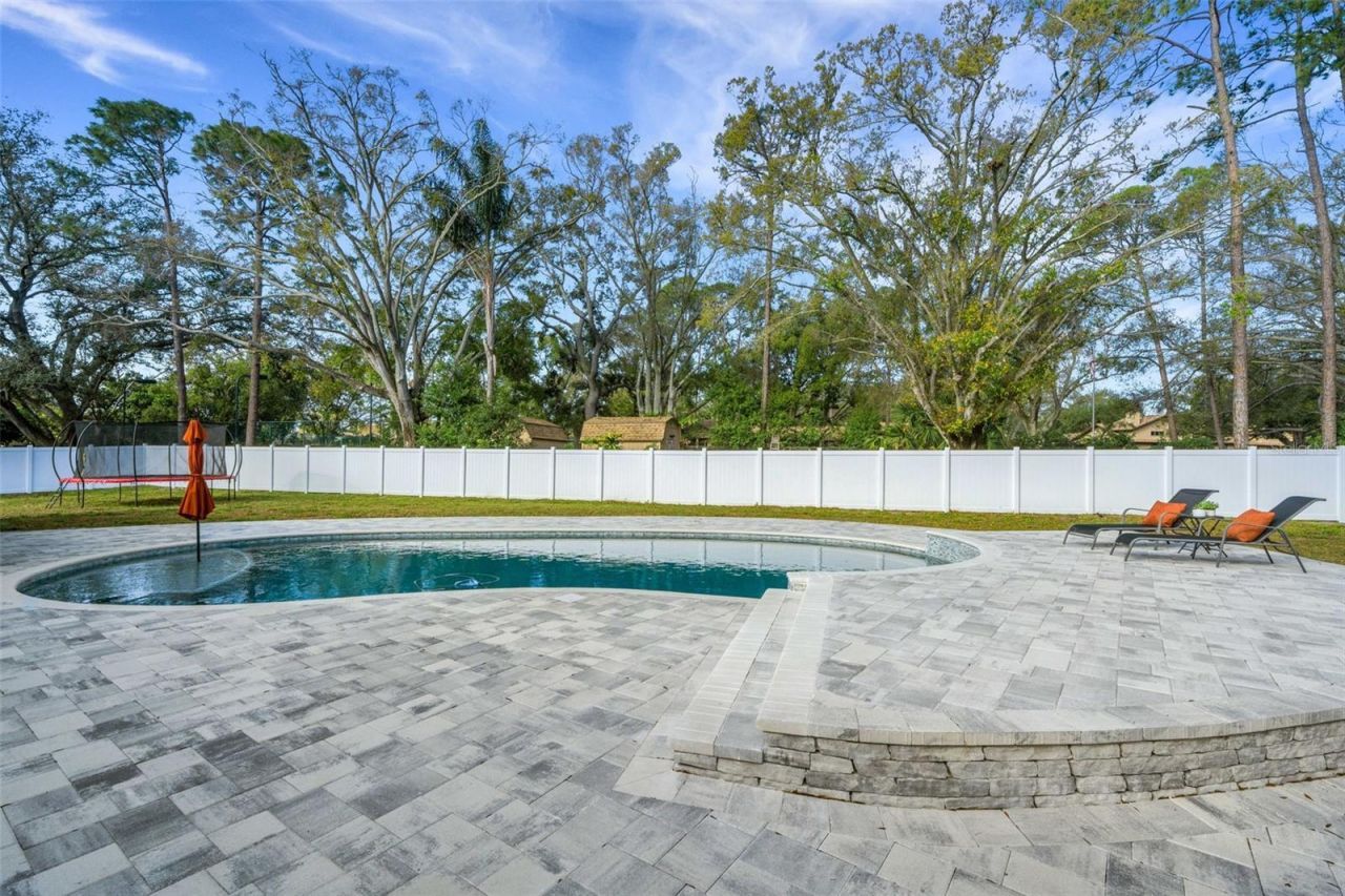 10016 Ridge Rd, Seminole, FL 33772 Photo