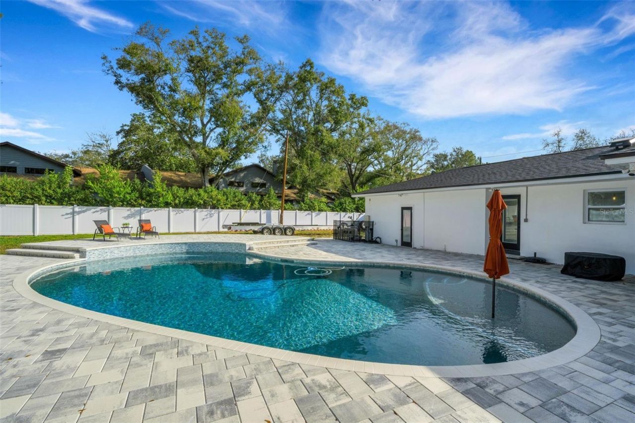 10016 Ridge Rd, Seminole, FL 33772 Photo