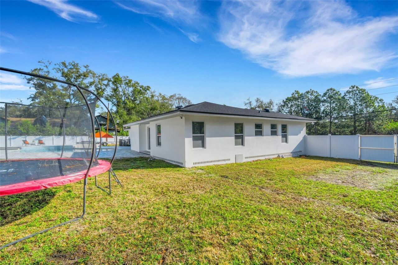 10016 Ridge Rd, Seminole, FL 33772 Photo