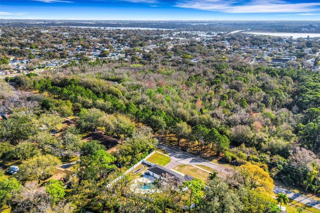 10016 Ridge Rd, Seminole, FL 33772 Photo