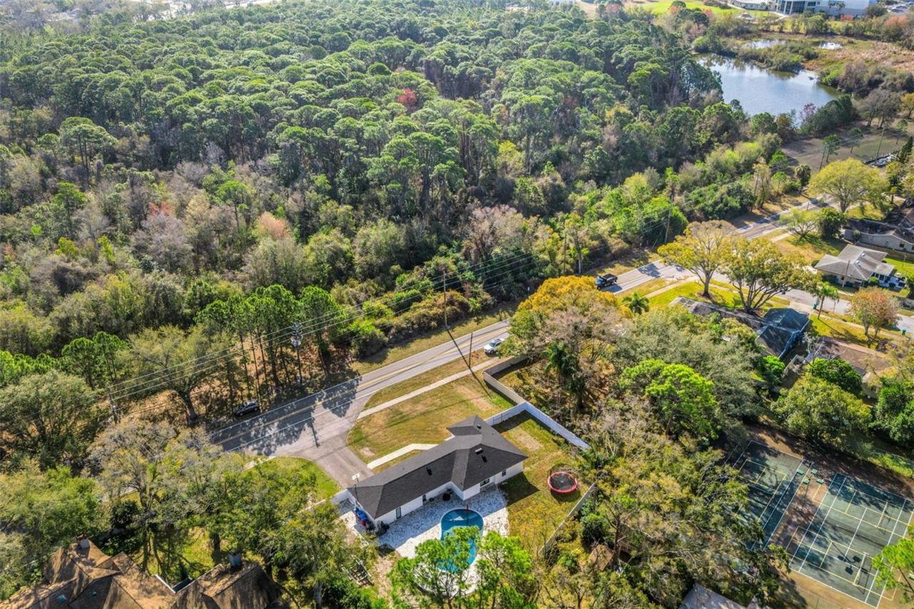 10016 Ridge Rd, Seminole, FL 33772 Photo