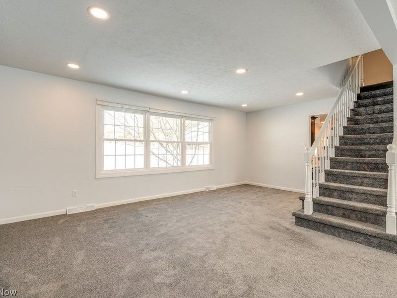 9408 Fairfield Drive, Twinsburg, OH 44087 Photo 12