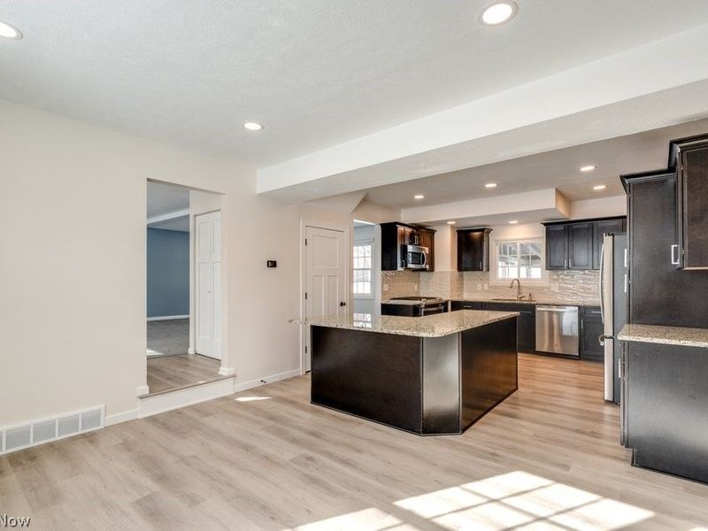 9408 Fairfield Drive, Twinsburg, OH 44087 Photo 17