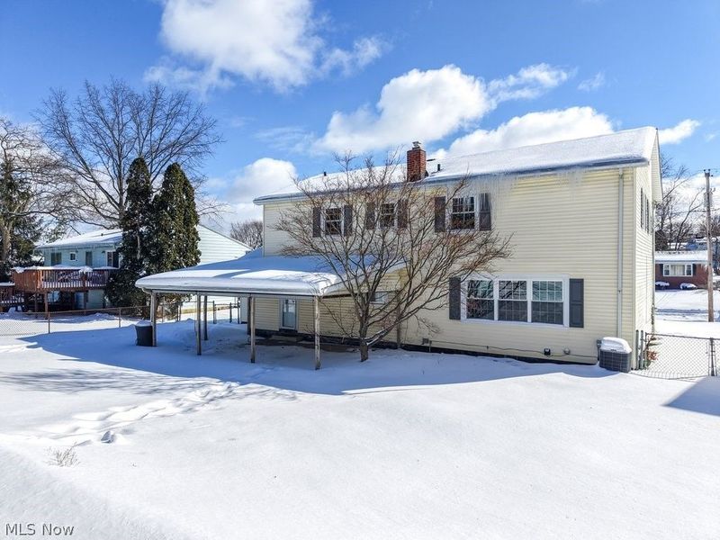 9408 Fairfield Drive, Twinsburg, OH 44087 Photo 3