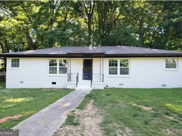 2975 Jones Street, East Point, GA 30344