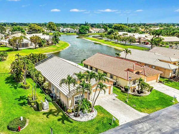 6377 N Westchester Club Drive N, Boynton Beach, FL 33437