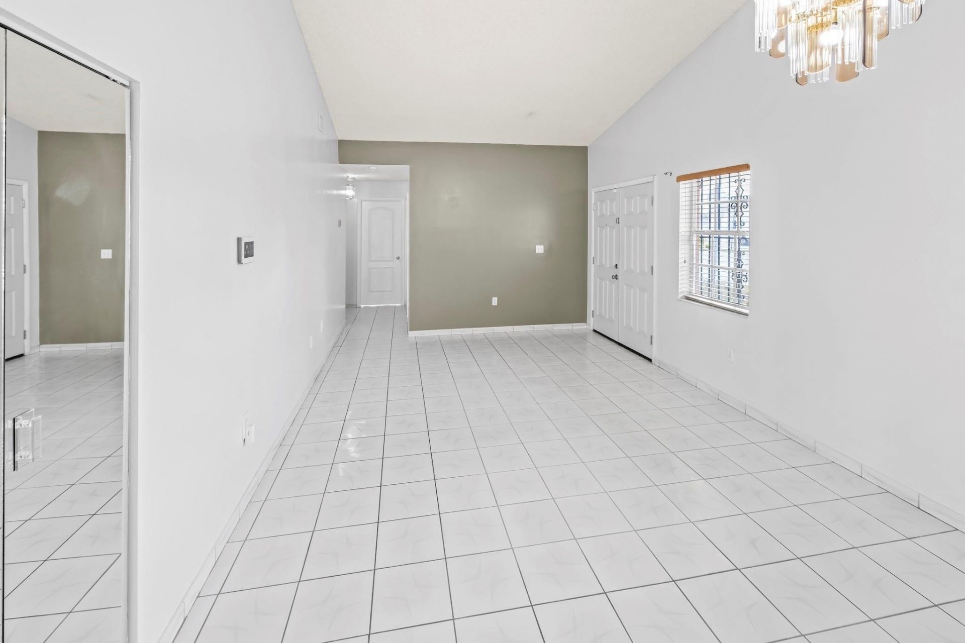 2597 W 73rd Place, Hialeah, FL 33016 Photo