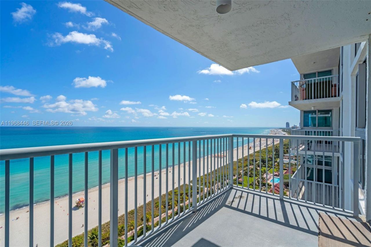 2655 Collins Ave, Unit 2211, Miami Beach, FL 33140 Photo
