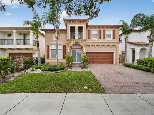 642 SE 37th PL, Homestead, FL 33033