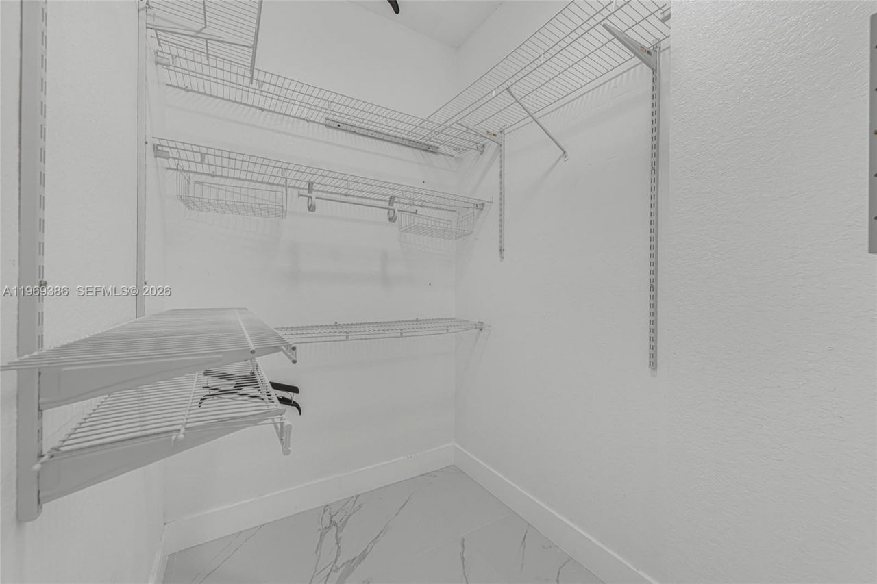 642 SE 37th Pl , Homestead, FL 33033 Photo