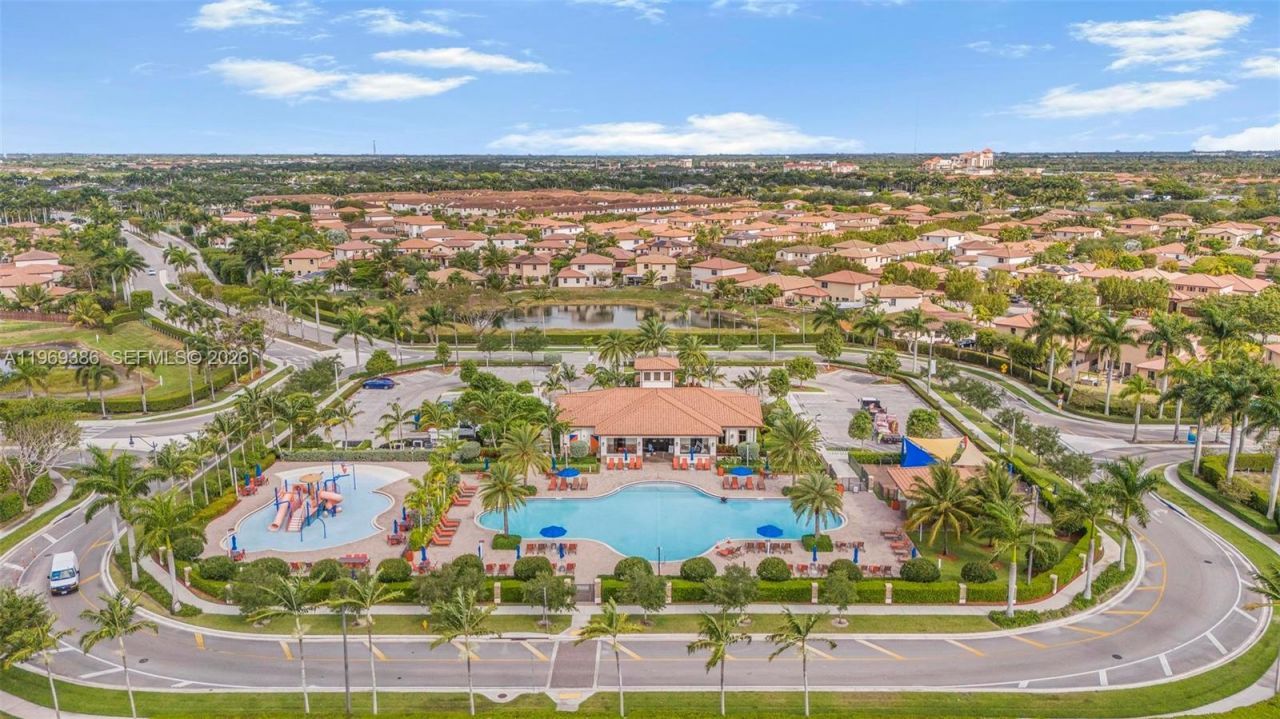 642 SE 37th Pl , Homestead, FL 33033 Photo