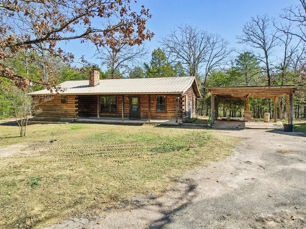 760 Rs County Road 3160, Emory, TX 75440