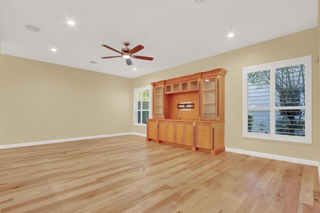 10 Martinique Cove, Palm Beach Gardens, FL 33418 Photo