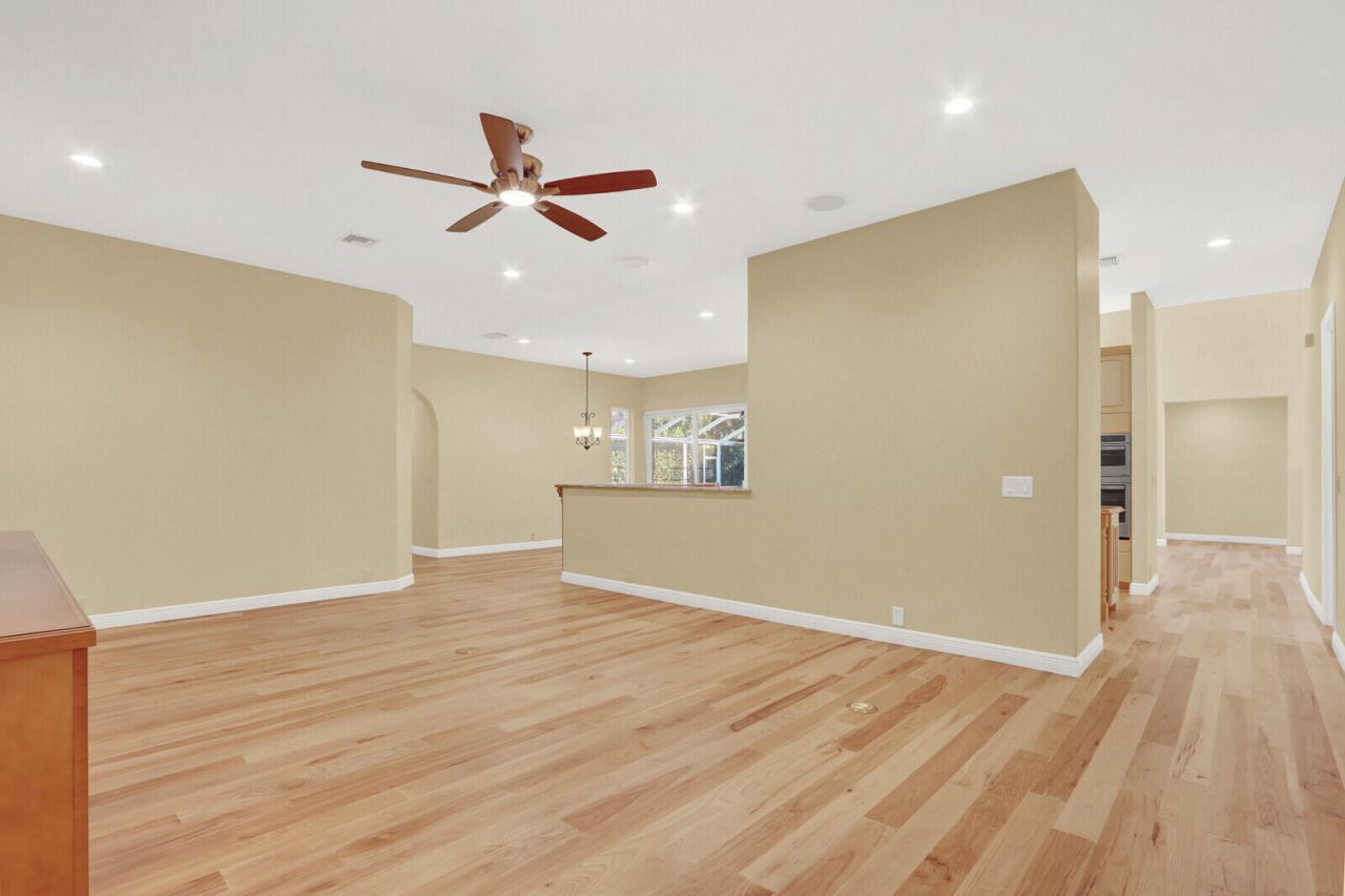 10 Martinique Cove, Palm Beach Gardens, FL 33418 Photo