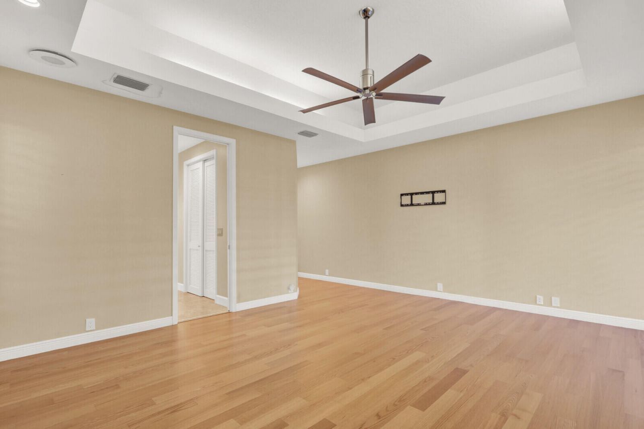 10 Martinique Cove, Palm Beach Gardens, FL 33418 Photo