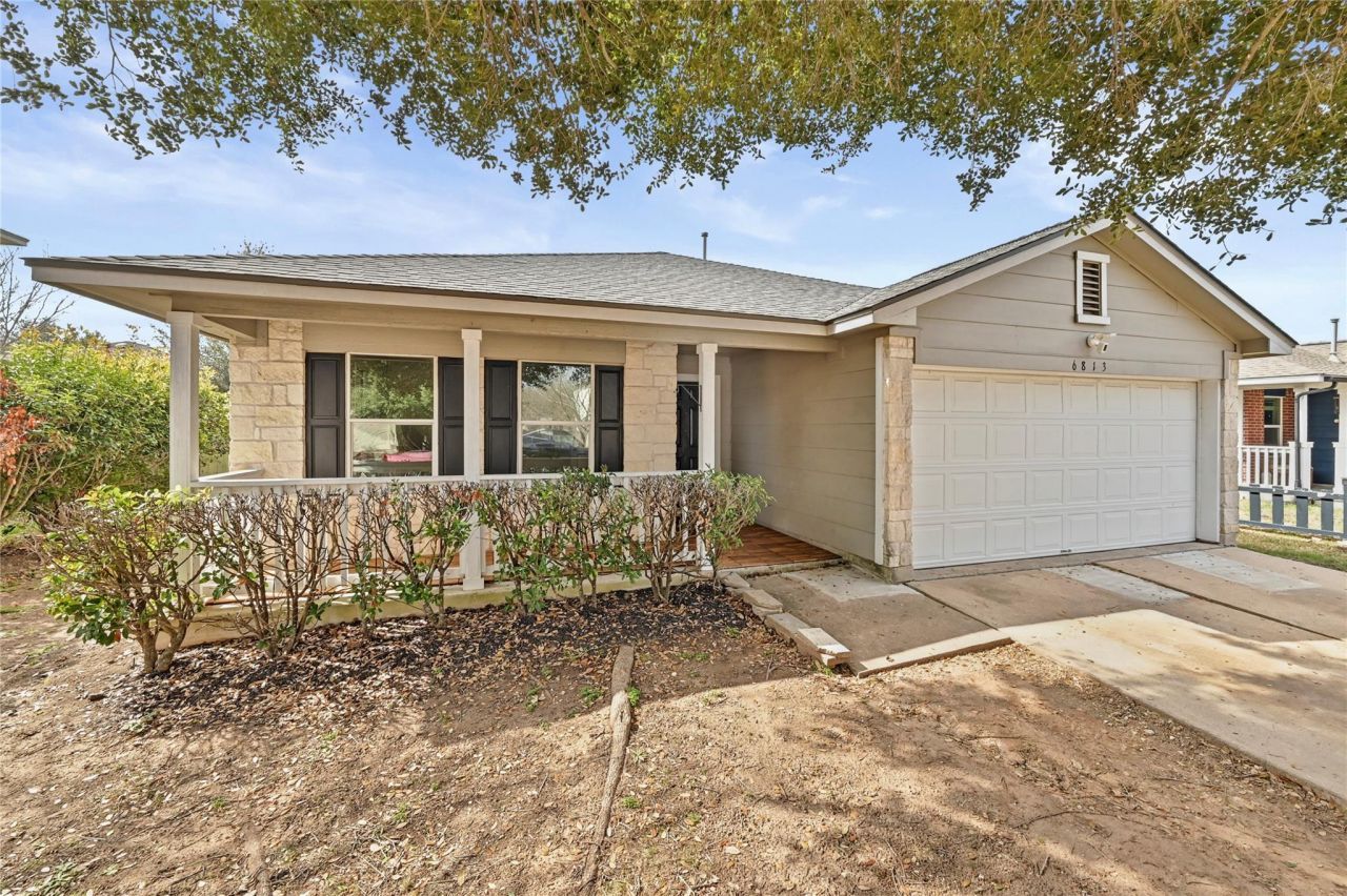6813 Sabrina Dr, Austin, TX 78747 Main Photo