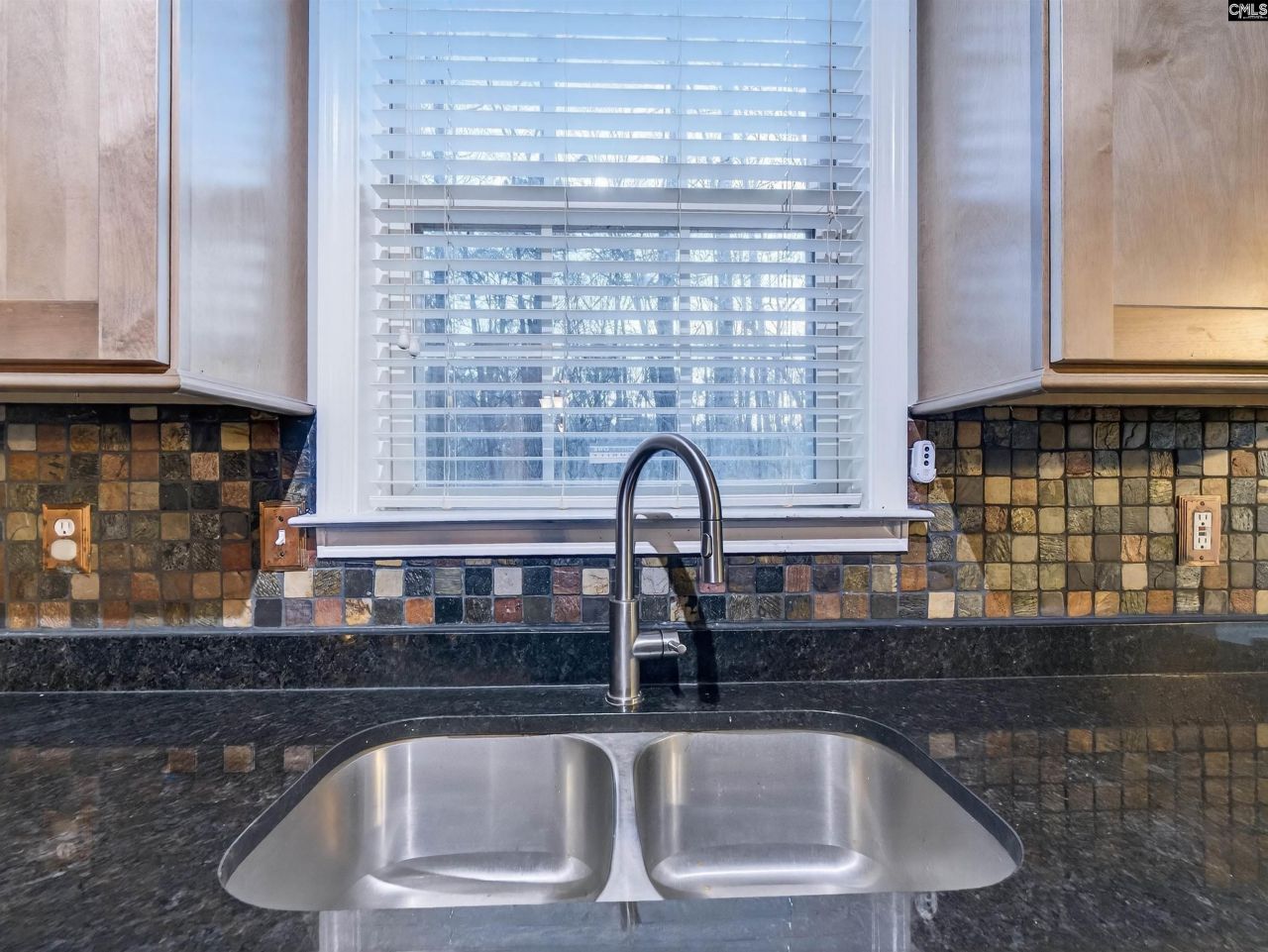 176 Granbury Lane Photo 32