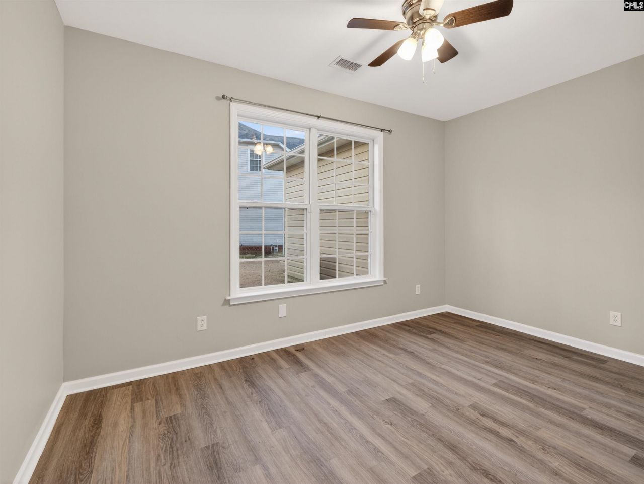 176 Granbury Lane Photo 9