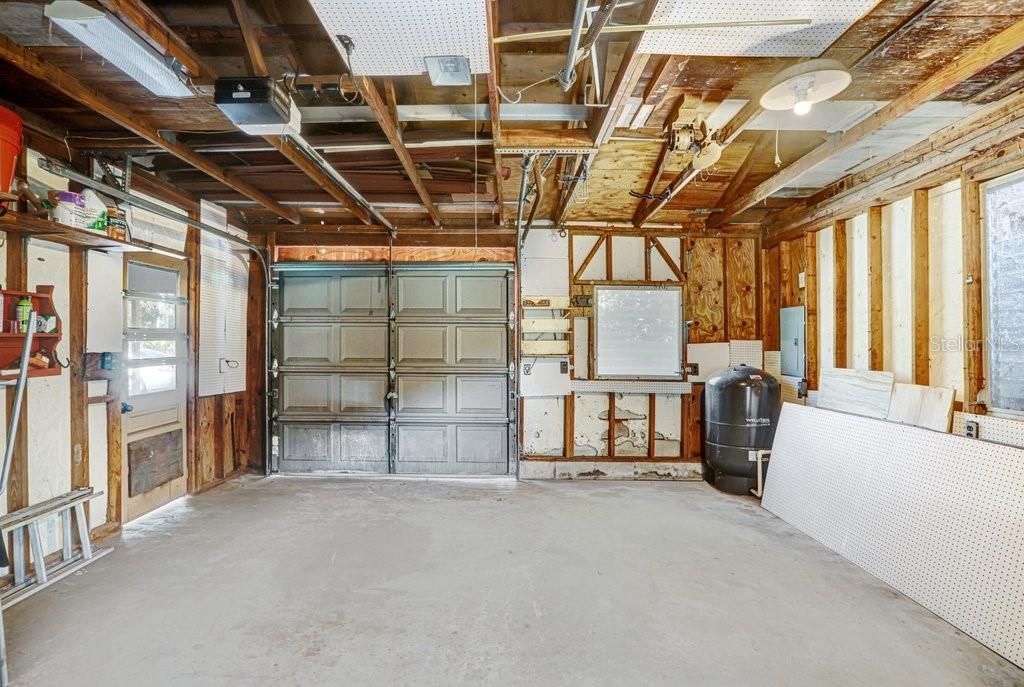 4921 E Regnas Avenue, Tampa, FL 33617 Photo