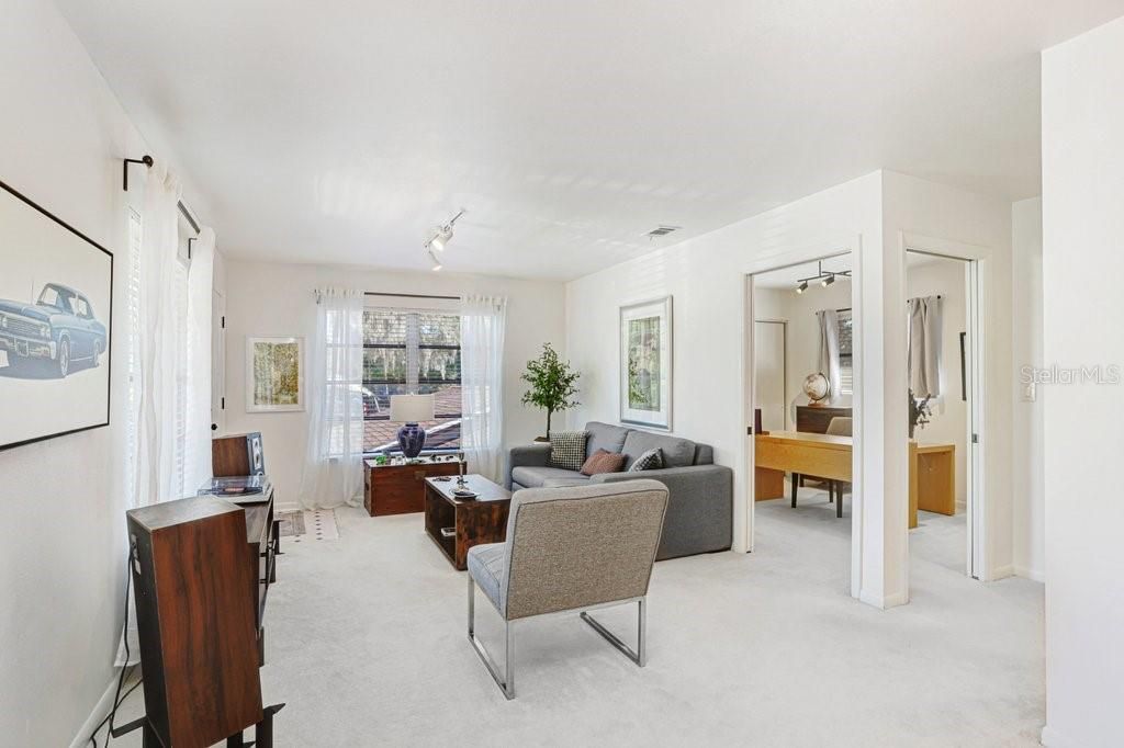 4921 E Regnas Avenue, Tampa, FL 33617 Photo