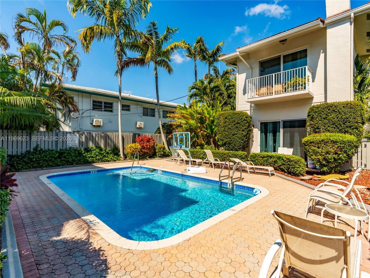 835 NE 17th Way, Fort Lauderdale, FL 33304 Photo