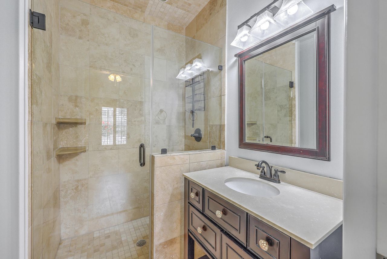 2339 Parsonage Woods Lane Photo 17