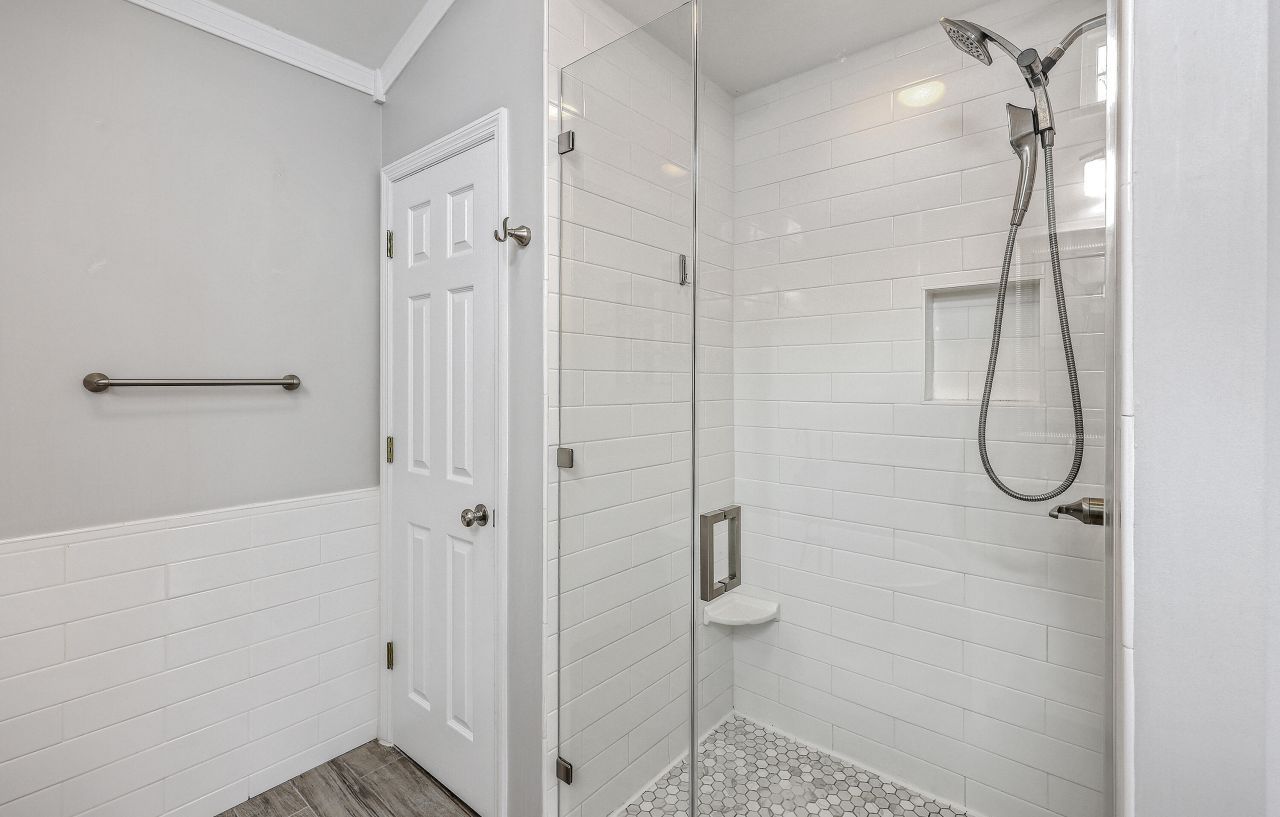 2339 Parsonage Woods Lane Photo 35