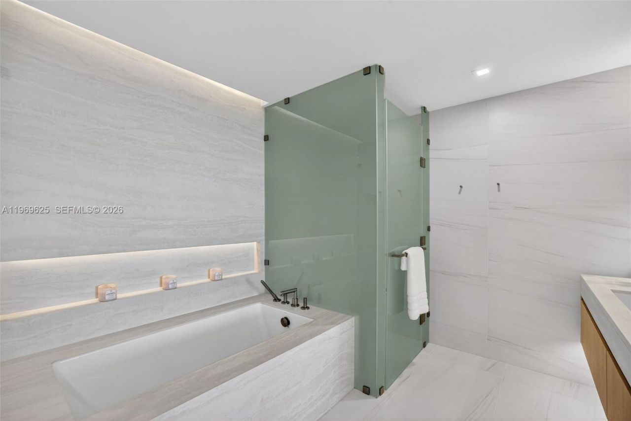 900 N Ocean Blvd, Unit 906, Pompano Beach, FL 33062 Photo