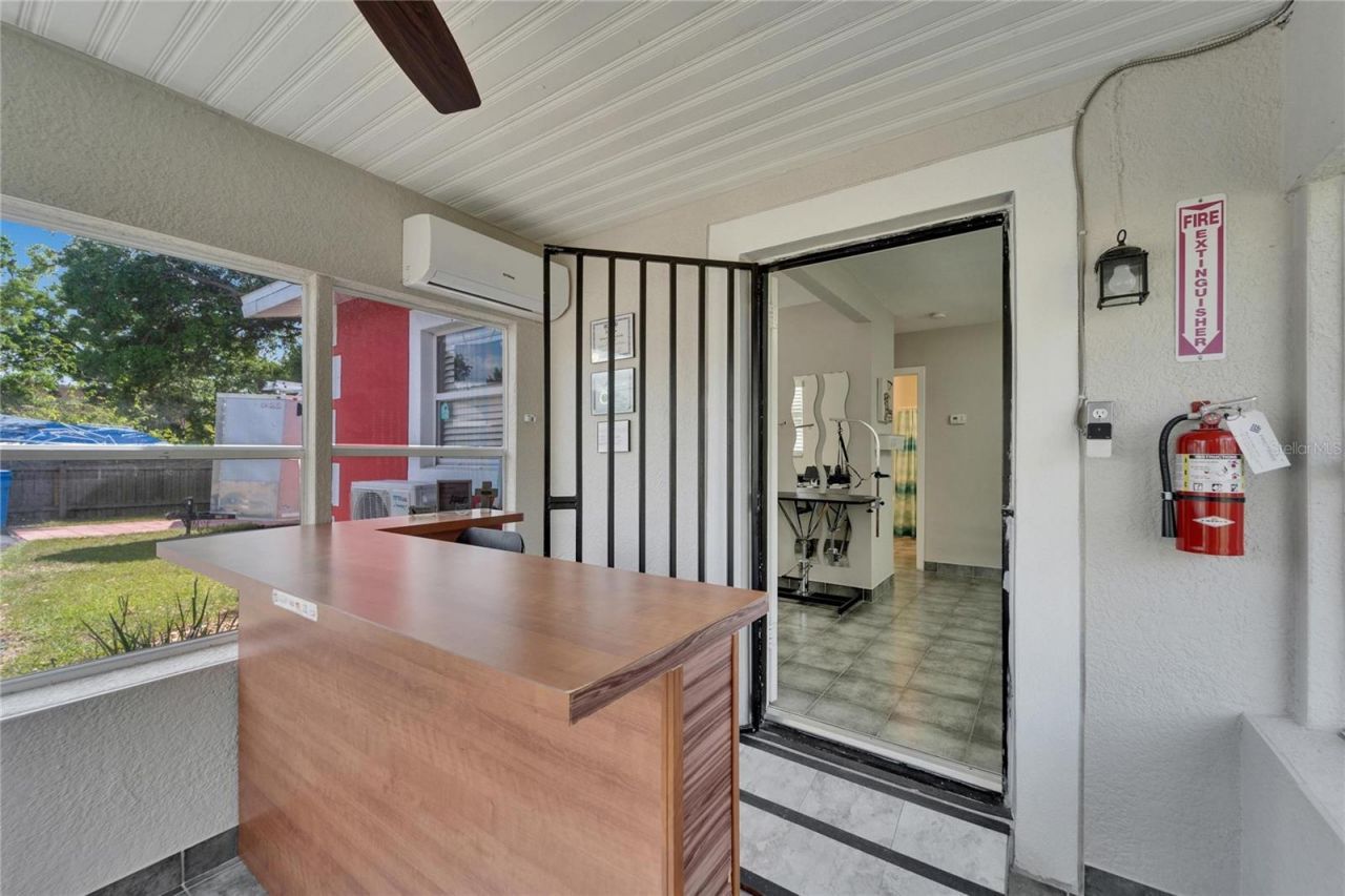 126 Ridgewood Avenue, Brandon, FL 33510 Photo