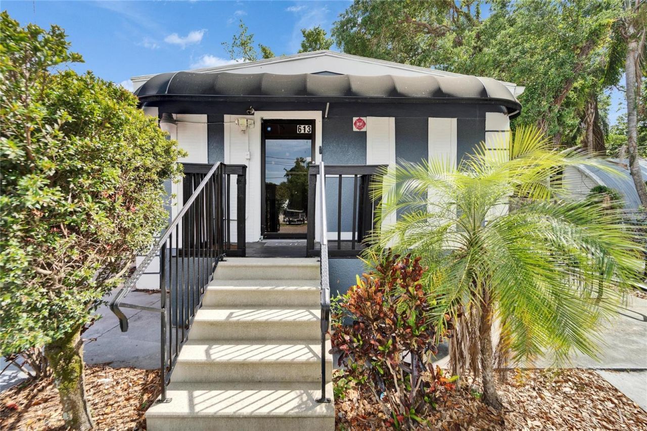 126 Ridgewood Avenue, Brandon, FL 33510 Photo