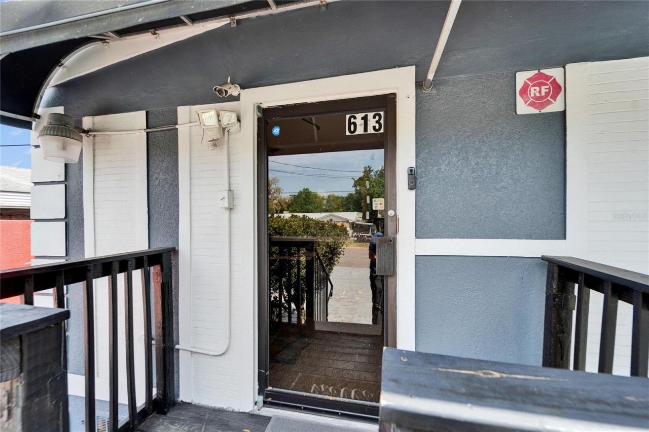 126 Ridgewood Avenue, Brandon, FL 33510 Photo