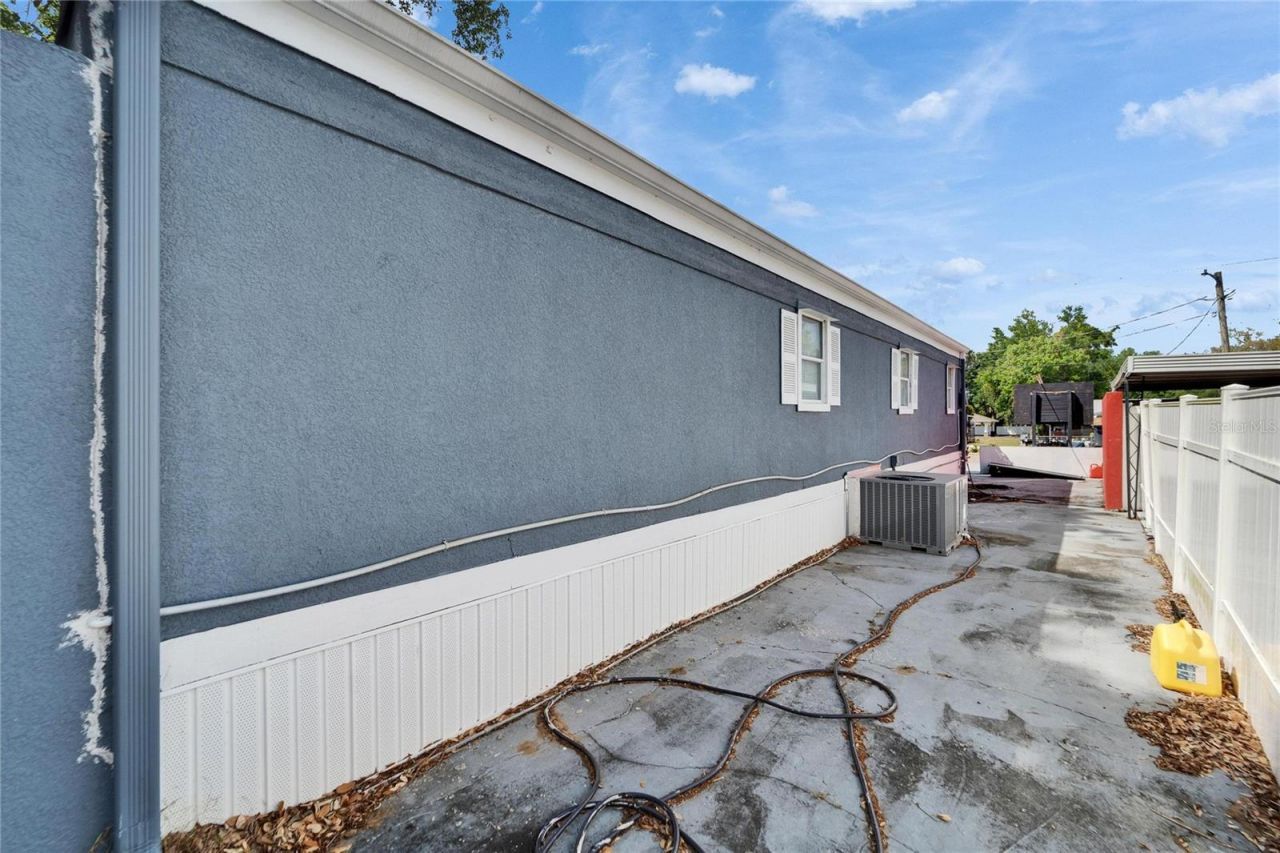 126 Ridgewood Avenue, Brandon, FL 33510 Photo