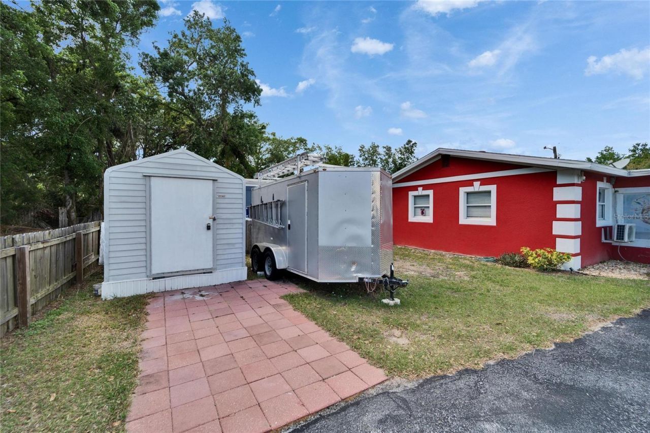 126 Ridgewood Avenue, Brandon, FL 33510 Photo