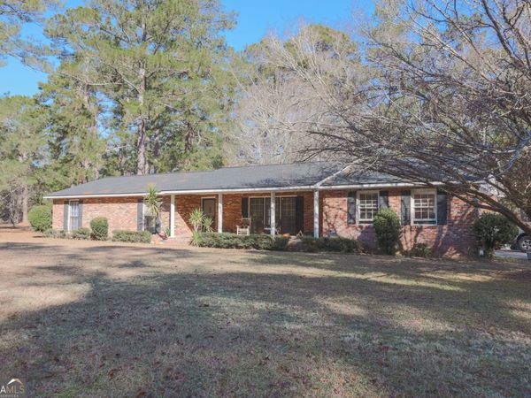 839 E Wacona Drive, Waycross, GA 31501